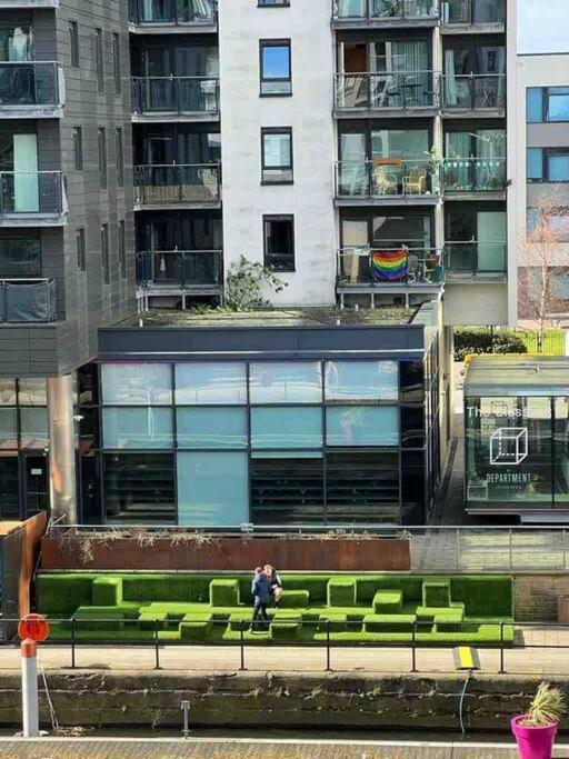 Leeds Clarence Dock 2 Bedroom Apt Esterno foto